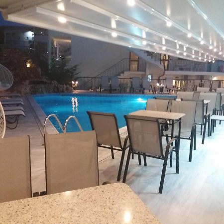 Pegasus Hotel Hanioti Bagian luar foto