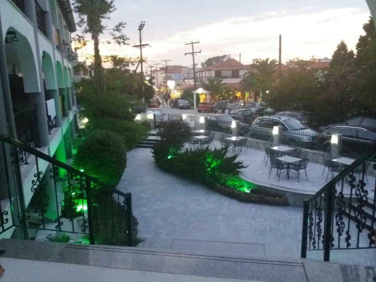 Pegasus Hotel Hanioti Bagian luar foto